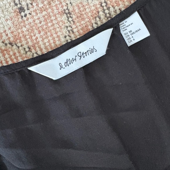 & Other Stories Black bubble sleeve Midi Dress NWOT - Picture 6 of 7